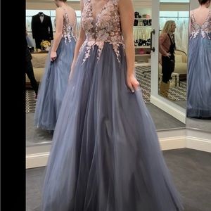 Boutique Formal Dress.  Madison Grace dress size 4.